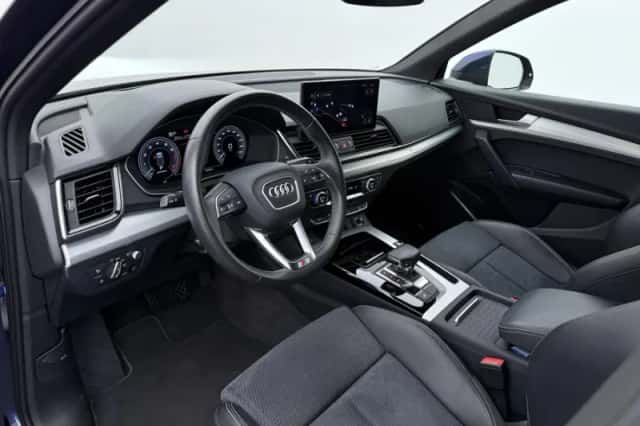 Audi Q5 (2022) thumbnail 4