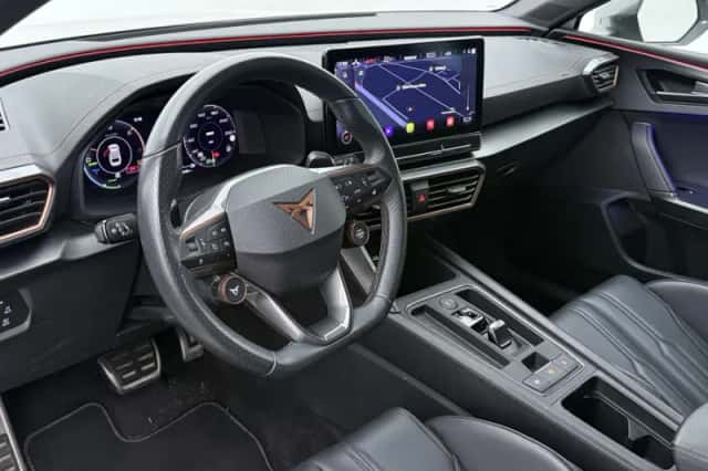 CUPRA Leon Sportstourer (2023) thumbnail 4