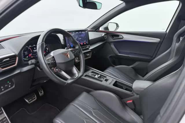 CUPRA Leon Sportstourer (2023) thumbnail 4