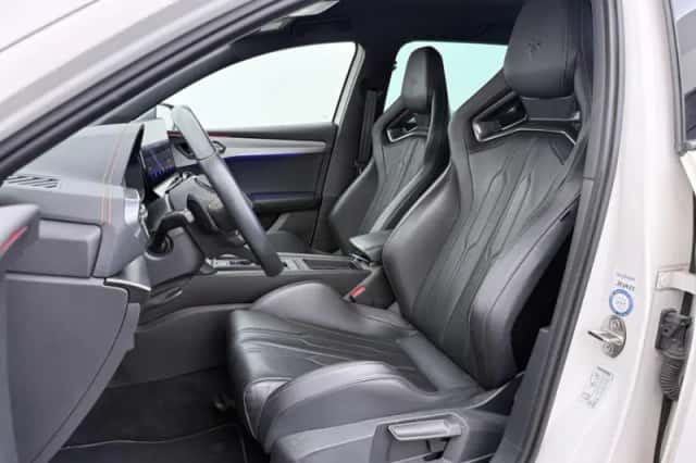 CUPRA Leon Sportstourer (2023) thumbnail 5