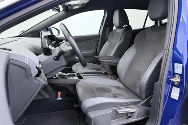 Volkswagen ID.5 (2023) thumbnail 5