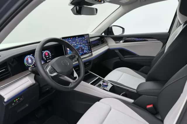 Volkswagen Tayron (2025) thumbnail 3