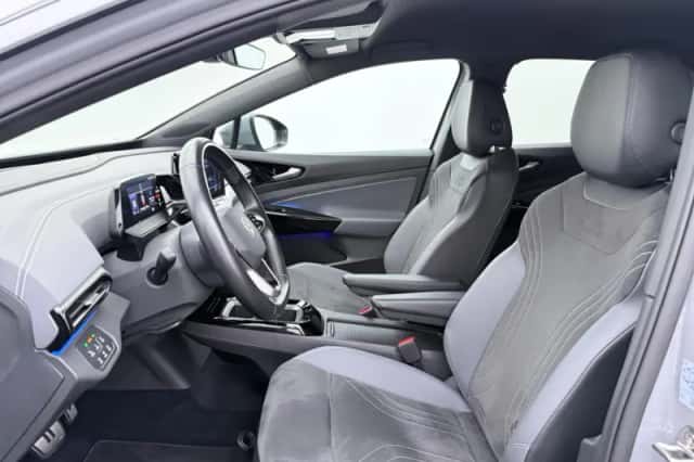 Volkswagen ID.4 (2024) thumbnail 4