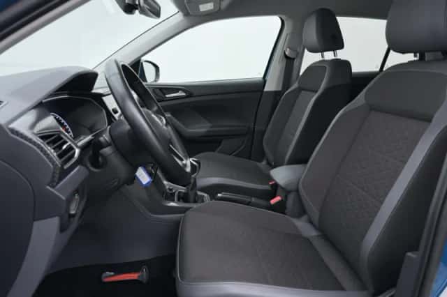 Volkswagen T-Cross (2020) thumbnail 5