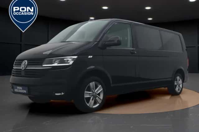 Volkswagen Transporter (2024) thumbnail 2