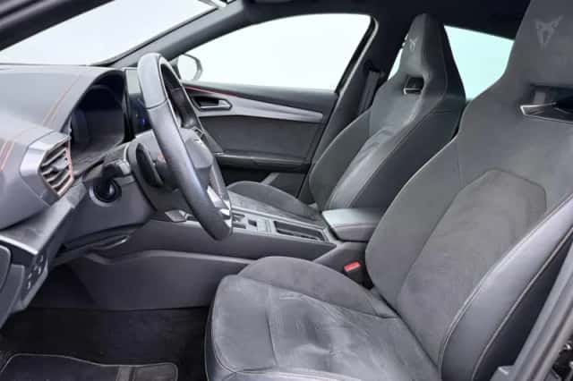 CUPRA Formentor (2024) thumbnail 5