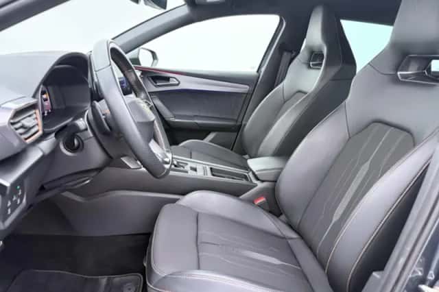 CUPRA Leon Sportstourer (2024) thumbnail 4