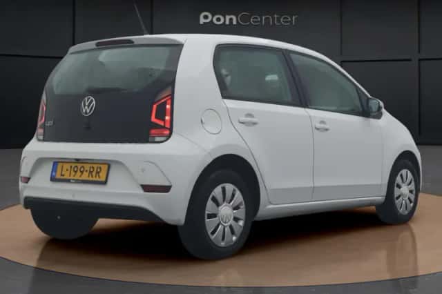 Volkswagen Up! (2021) thumbnail 6
