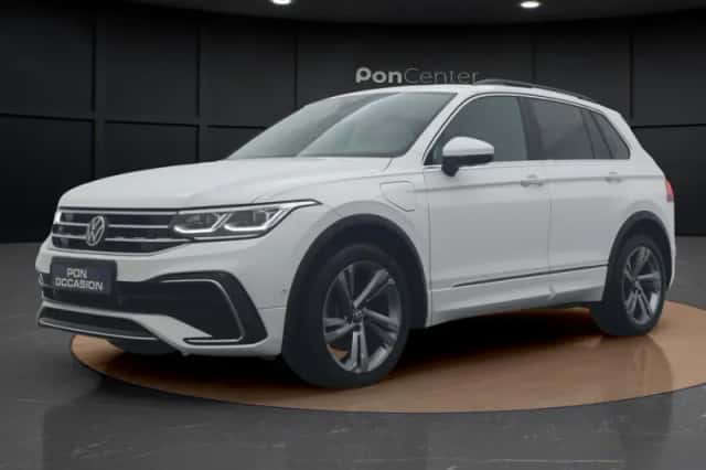 Volkswagen Tiguan (2022) thumbnail 2