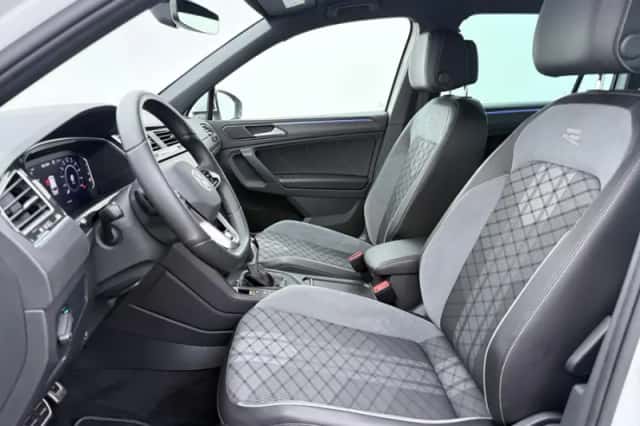 Volkswagen Tiguan (2022) thumbnail 4