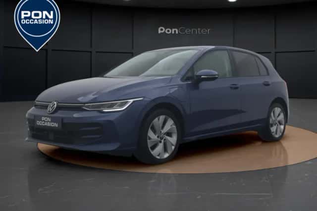 Volkswagen Golf (2025) thumbnail 2