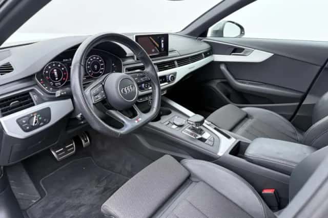 Audi A4 (2016) thumbnail 4