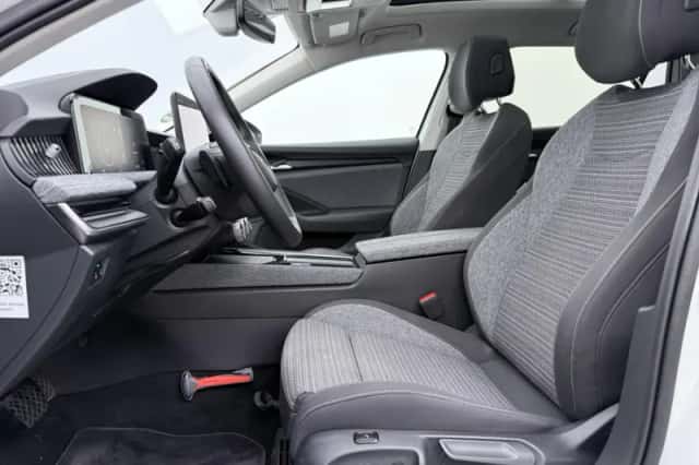 Škoda Superb (2024) thumbnail 5