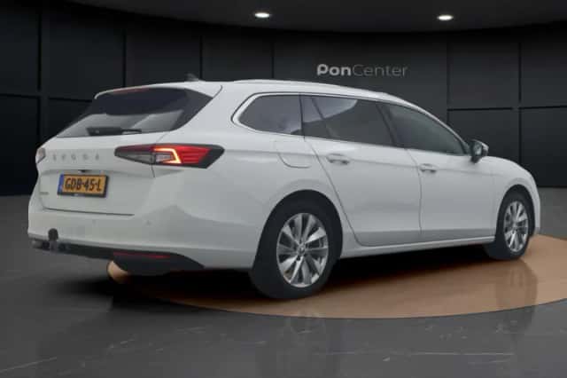 Škoda Superb (2024) thumbnail 6