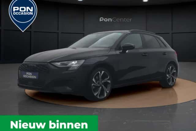 Audi A3 (2023) thumbnail 2