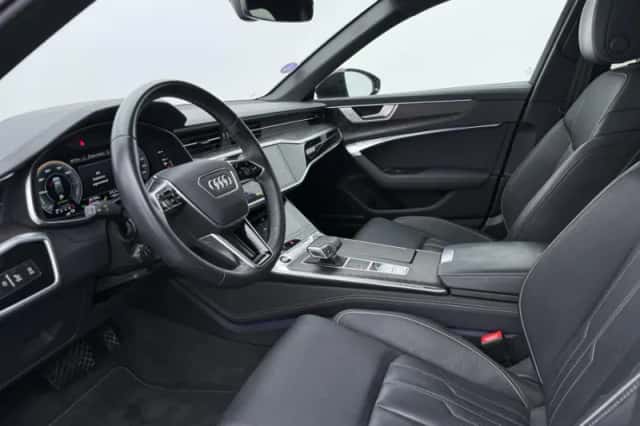 Audi A6 (2023) thumbnail 4