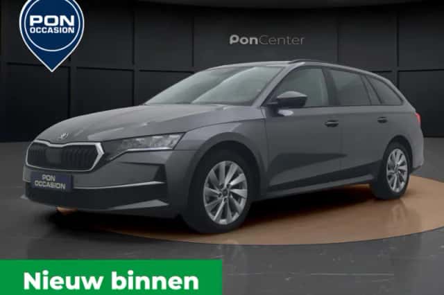 Škoda Octavia (2025) thumbnail 2