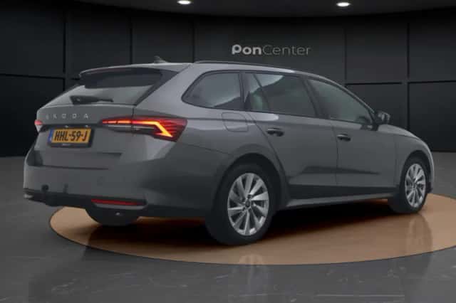 Škoda Octavia (2025) thumbnail 6
