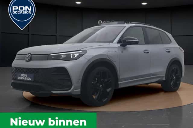 Volkswagen Tiguan (2024) thumbnail 2