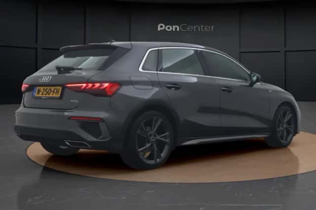 Audi A3 (2021) thumbnail 6