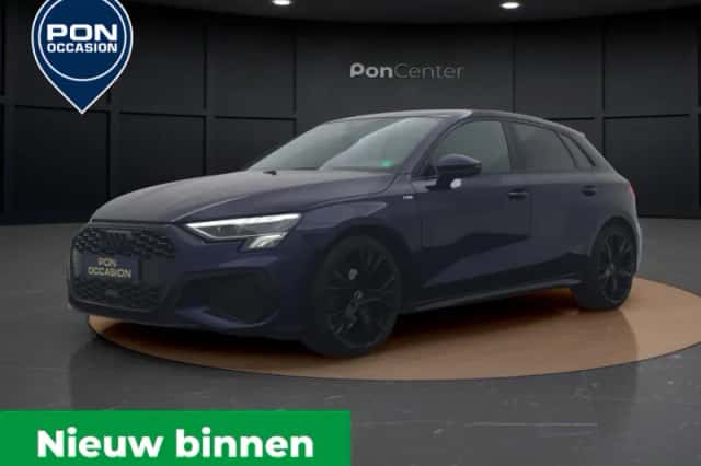 Audi A3 (2023) thumbnail 2