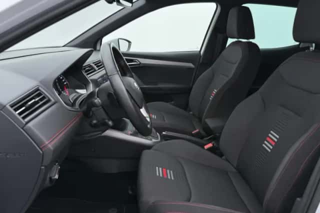 SEAT Arona (2019) thumbnail 5