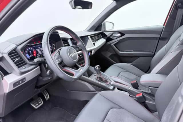 Audi A1 (2023) thumbnail 4