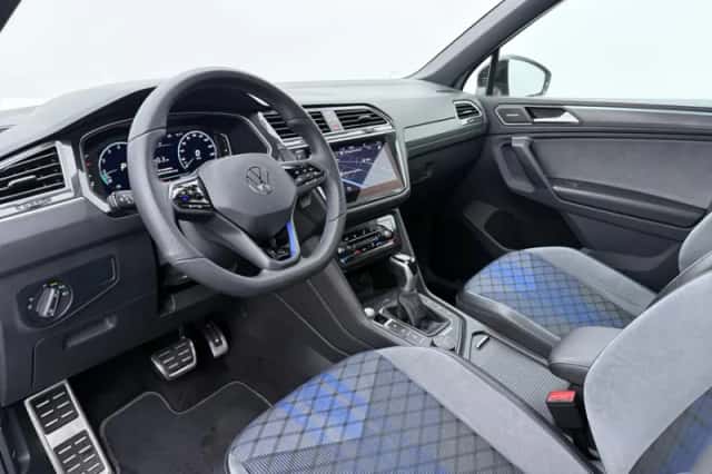Volkswagen Tiguan (2021) thumbnail 4