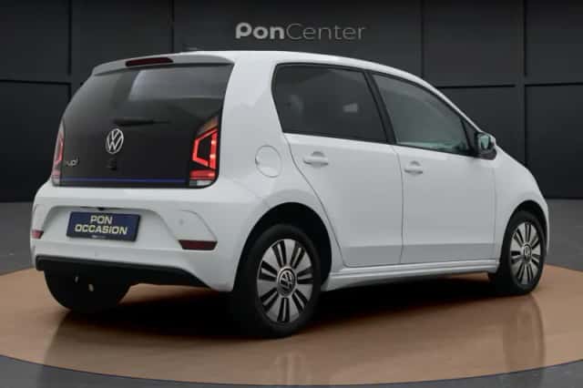 Volkswagen E-Up! (2022) thumbnail 6