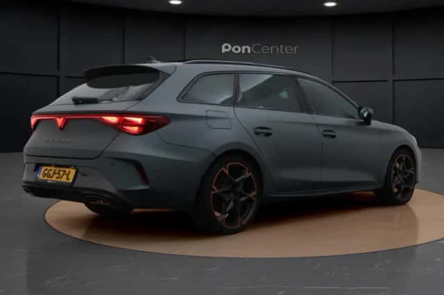CUPRA Leon Sportstourer (2024) thumbnail 6