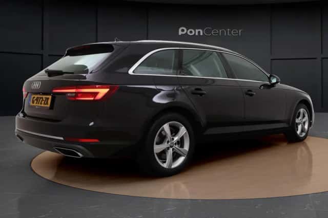 Audi A4 (2020) thumbnail 5