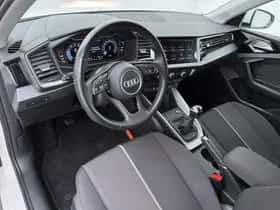 Audi A1 (2023) thumbnail 3