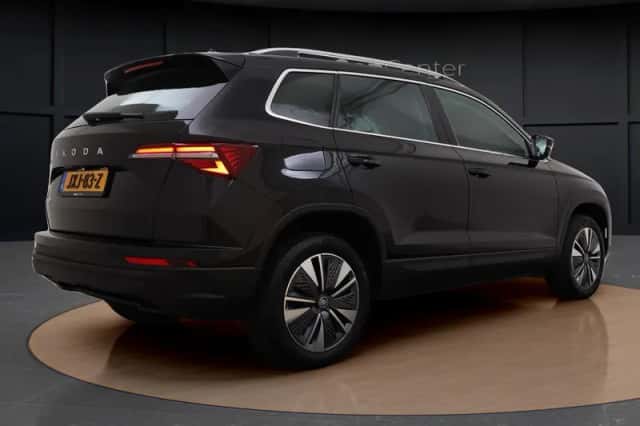 Škoda Karoq (2025) thumbnail 5