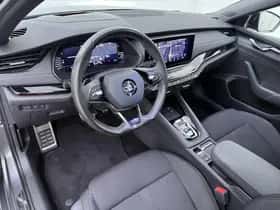 Škoda Octavia (2022) thumbnail 3