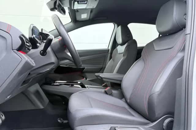 Volkswagen ID.5 (2023) thumbnail 5