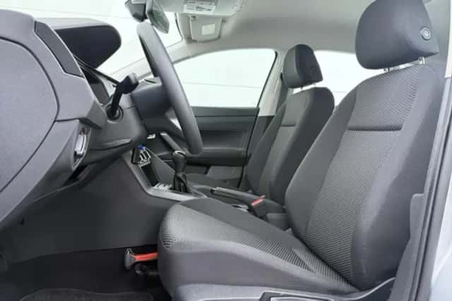 Volkswagen Polo (2022) thumbnail 5