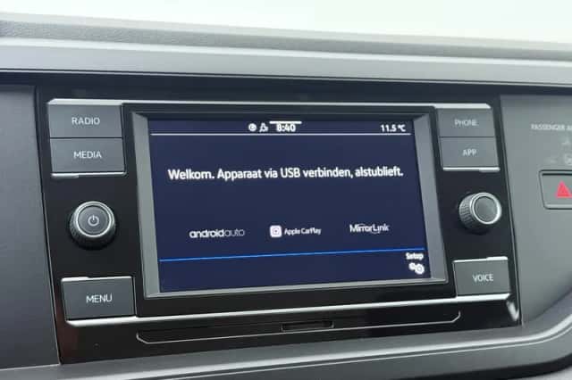 Volkswagen Polo (2022) thumbnail 9