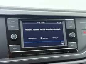 Volkswagen Polo (2022) thumbnail 9
