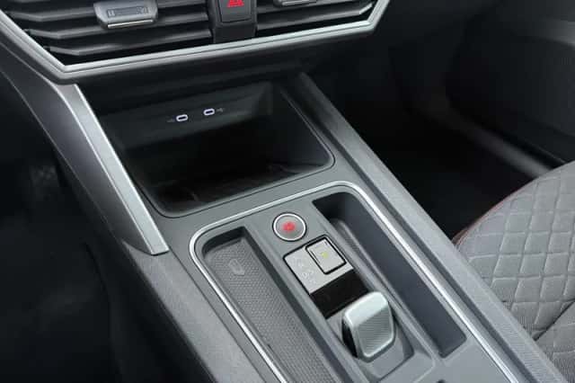 SEAT Leon (2023) thumbnail 13