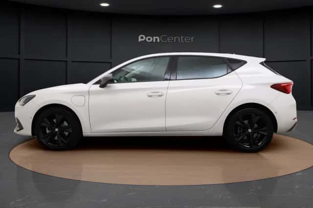 SEAT Leon (2023) thumbnail 6