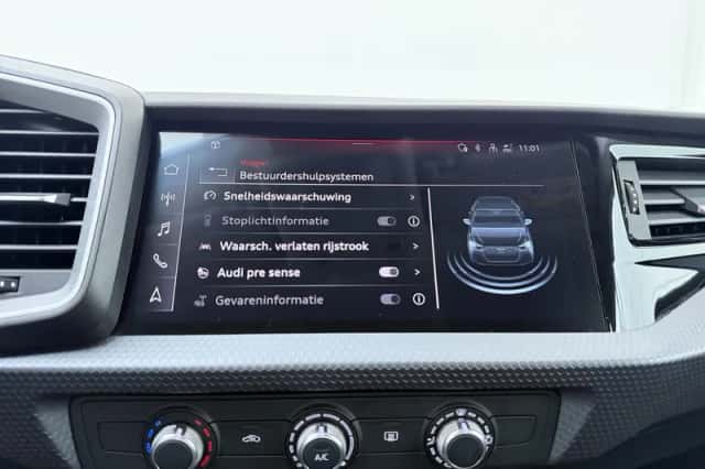 Audi A1 (2022) thumbnail 10