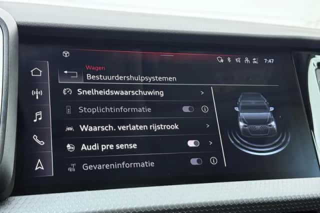 Audi A1 (2022) thumbnail 10