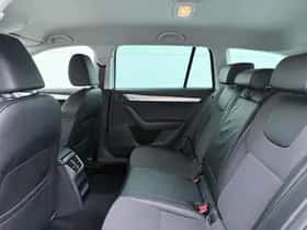 Škoda Octavia (2020) thumbnail 7