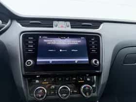 Škoda Octavia (2020) thumbnail 10