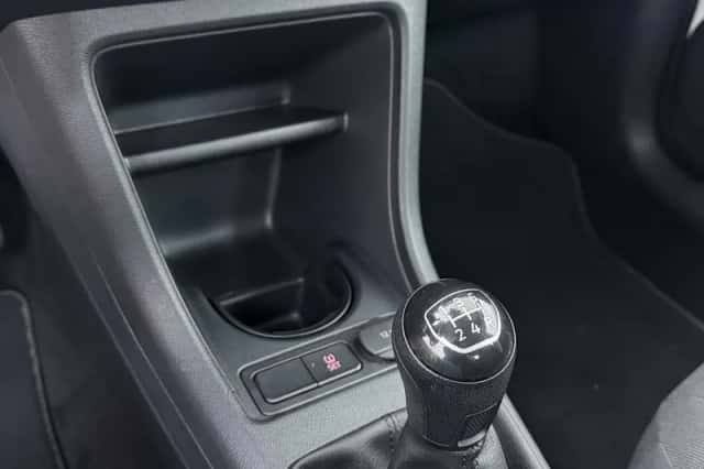 Volkswagen Up! (2021) thumbnail 11