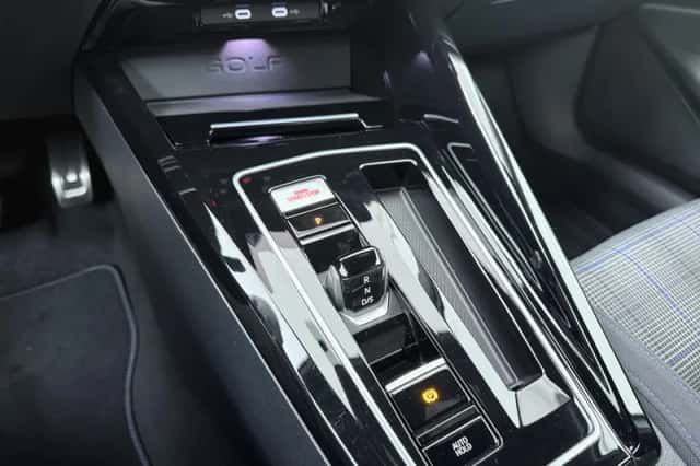 Volkswagen Golf (2025) thumbnail 15