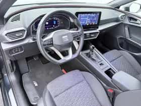 SEAT Leon (2022) thumbnail 3