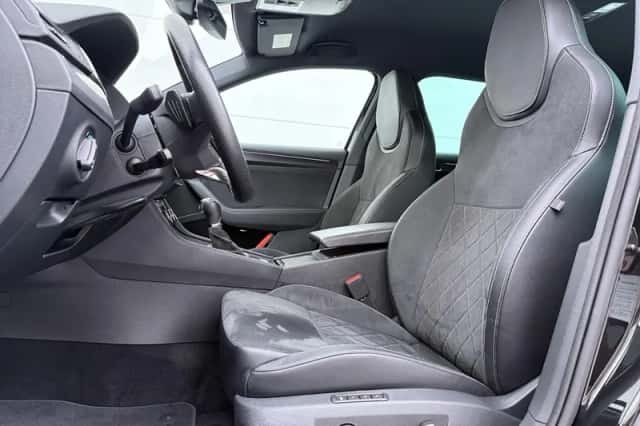 Škoda Superb (2023) thumbnail 4