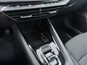 Škoda Octavia (2023) thumbnail 11