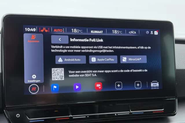 SEAT Leon (2022) thumbnail 9